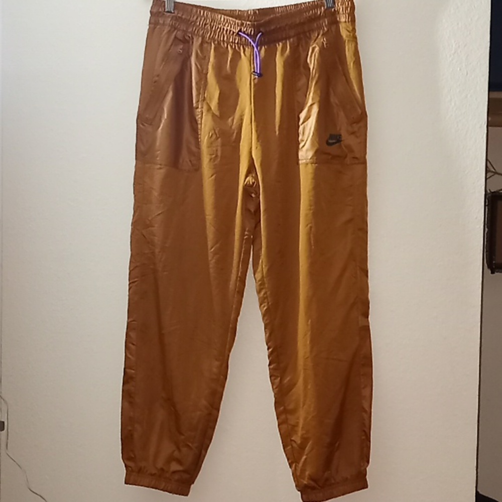 Nike joggers